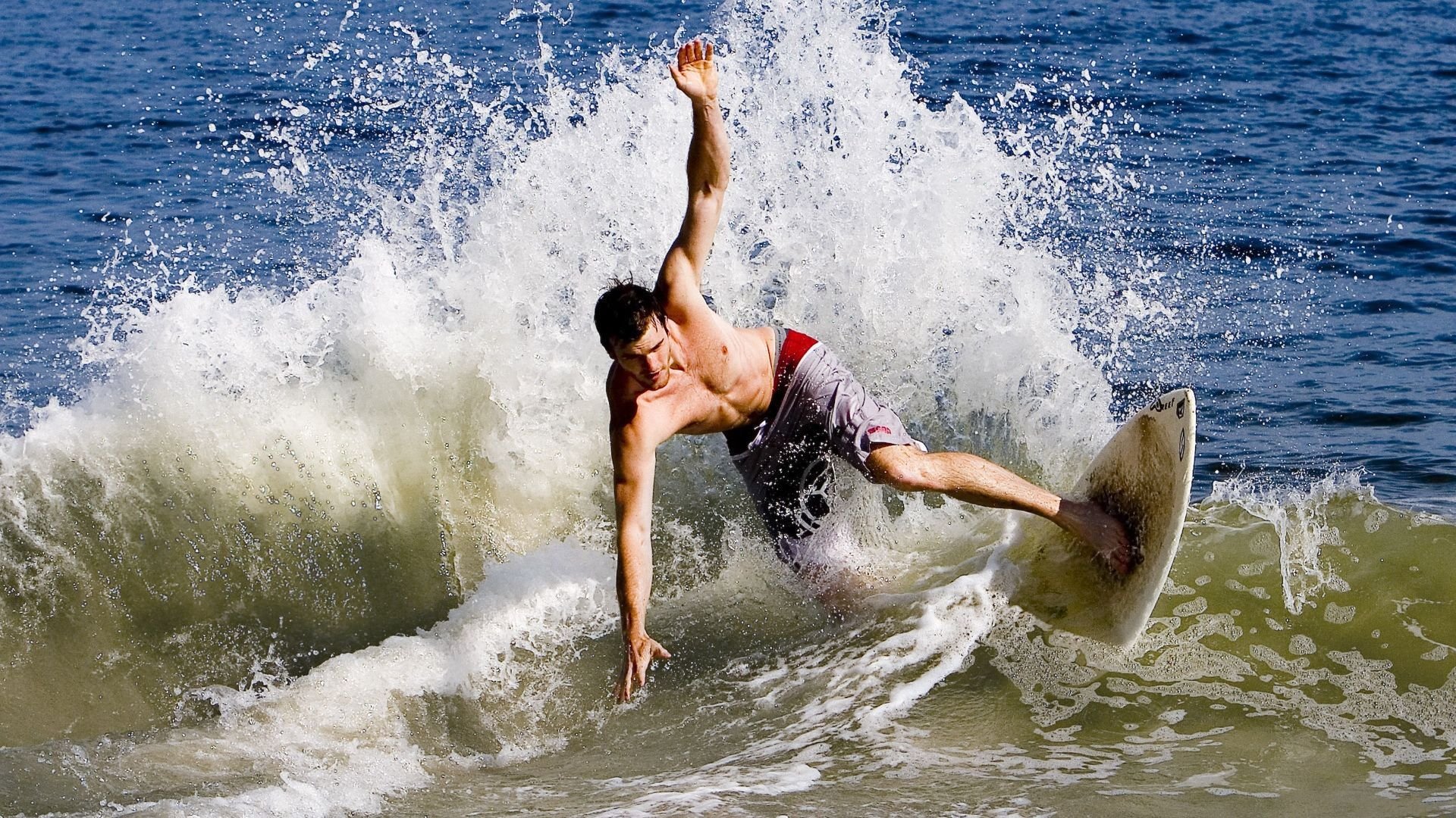 战术方向：两大豪门的布局秘诀曝光！