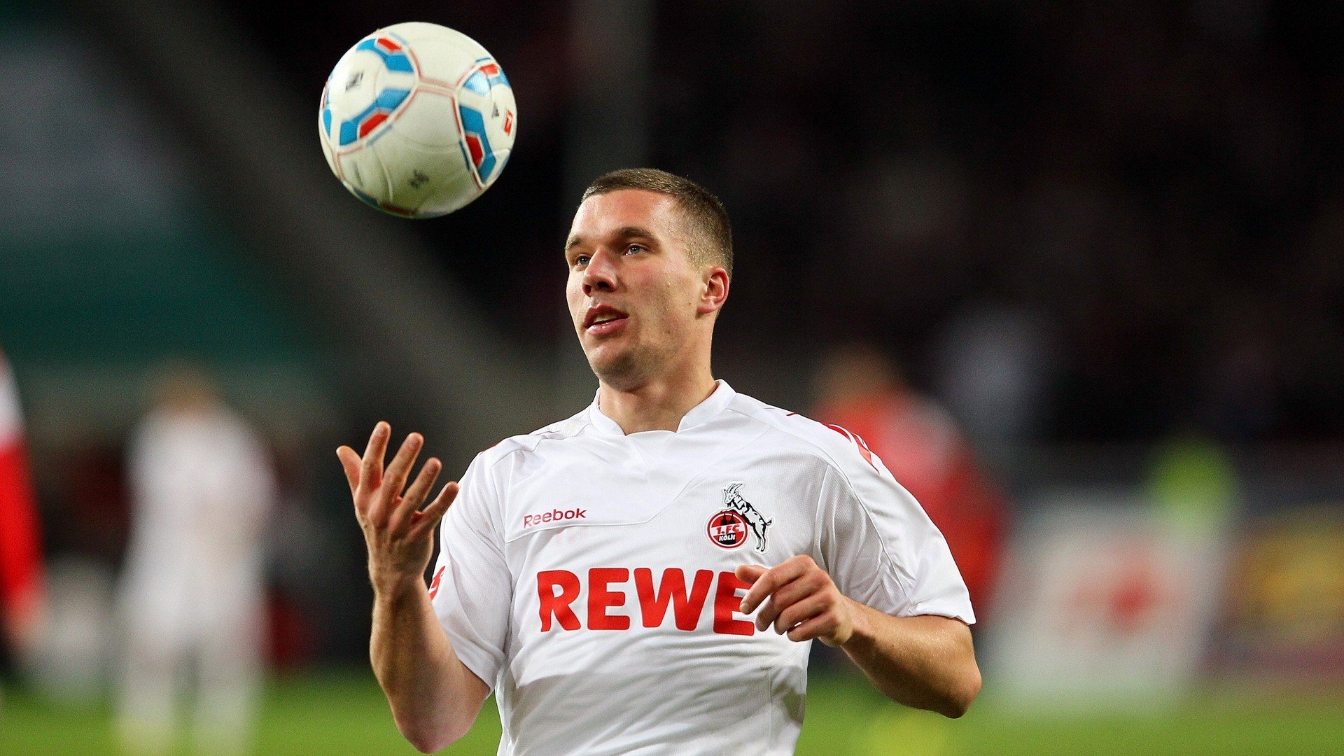 电竞与娱乐行业的深度融合：内容创新，形式多样，娱乐跟电竞的区别